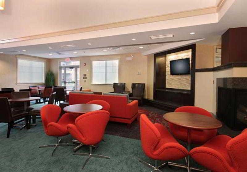Hotel By Marriott Edison/raritan Center