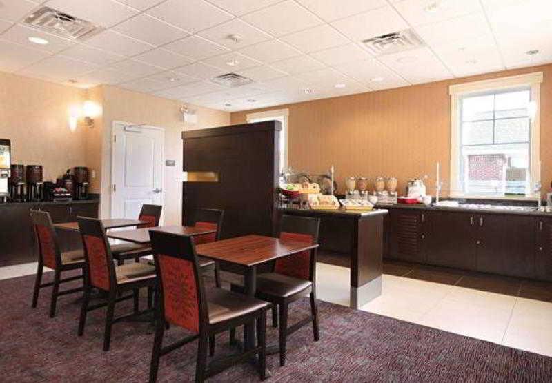 By Marriott Edison/raritan Center Hotel